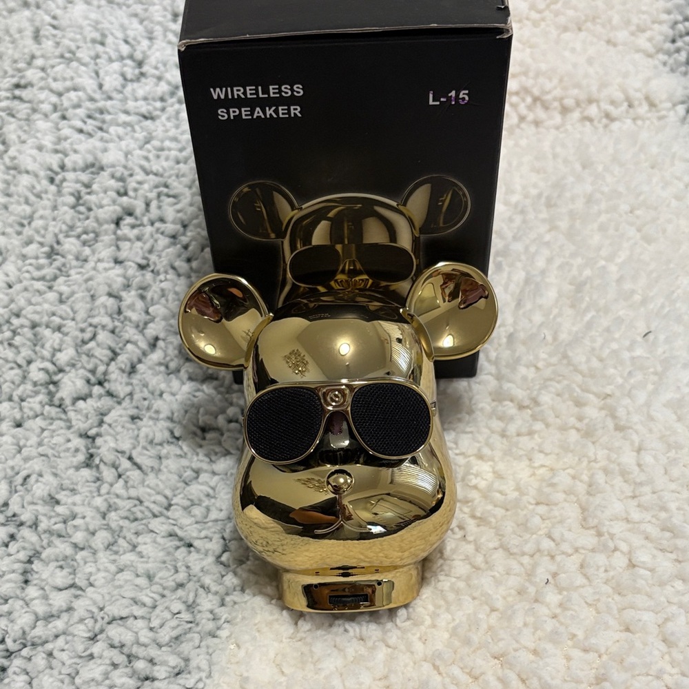 Gold Bear Wireless Speaker